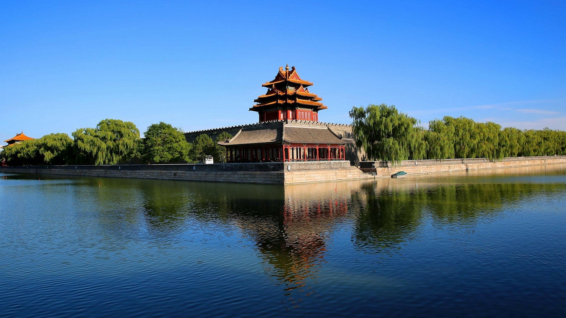 Storage & Utility Equipment